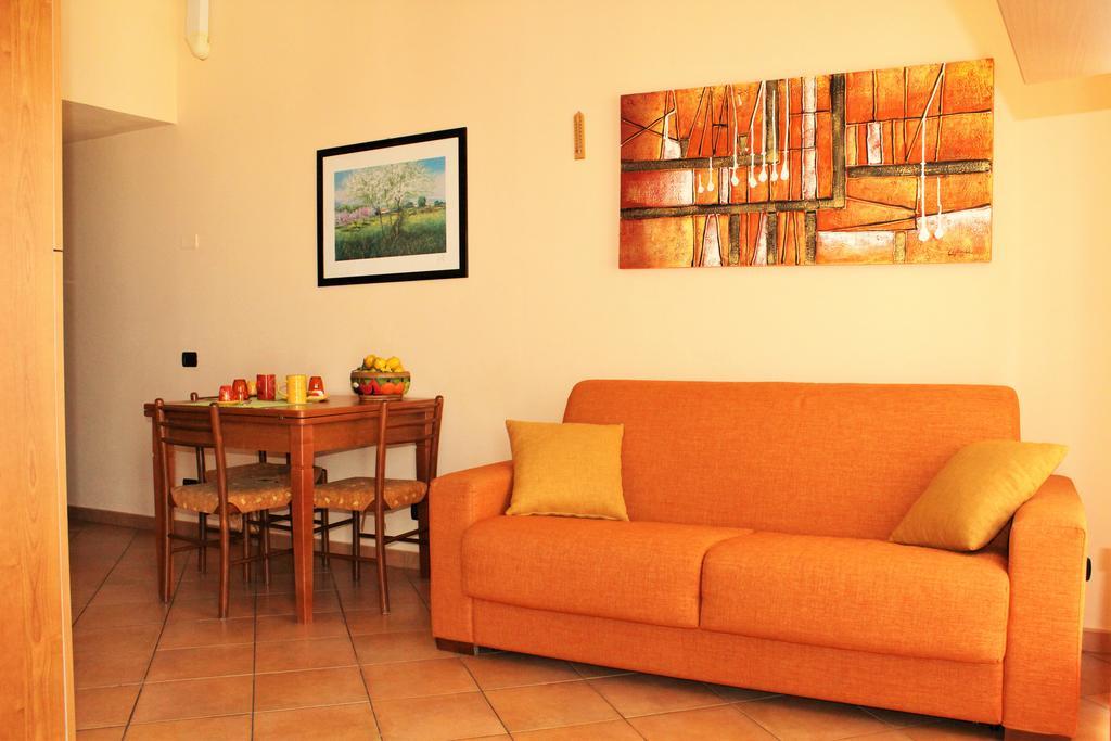 Gaia Holidays Apartments เชฟาลู ภายนอก รูปภาพ