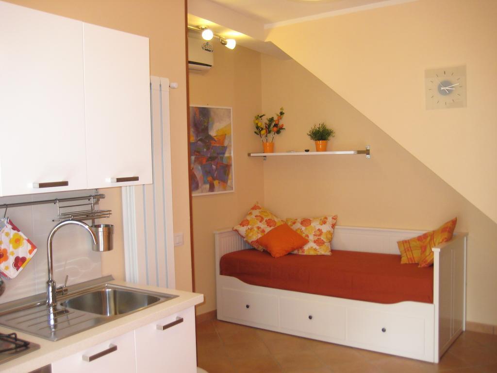 Gaia Holidays Apartments เชฟาลู ห้อง รูปภาพ